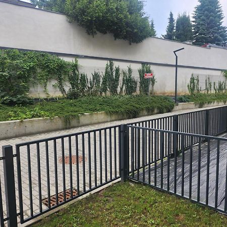 Dwa Jelonki, Ul Sciegiennego, Centrum, Garaz, Ogrodek Kielce Exteriör bild