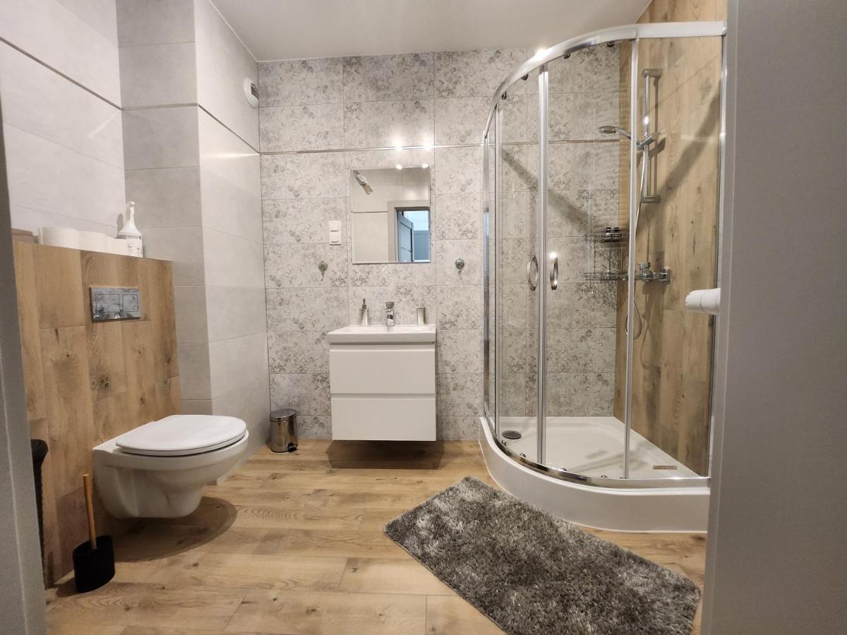 Dwa Jelonki, Ul Sciegiennego, Centrum, Garaz, Ogrodek Kielce Exteriör bild
