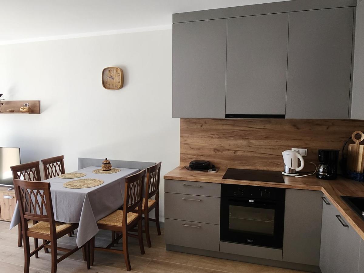 Dwa Jelonki, Ul Sciegiennego, Centrum, Garaz, Ogrodek Kielce Exteriör bild